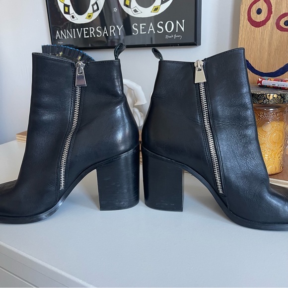 STEVE MADDEN BLACK TASHA HEELED BOOT/BOOTIE SIZE 9 - Picture 6 of 8